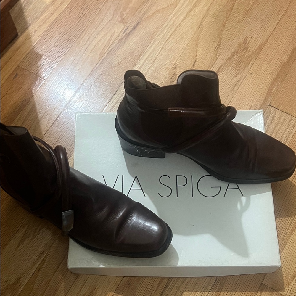 Via Spiga women’s Dark Brown Ankle Boots 81/2